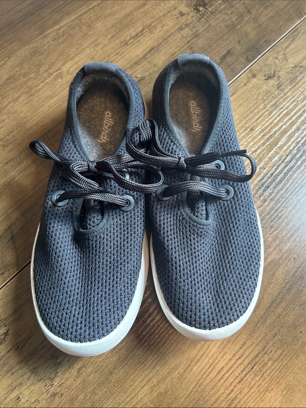 allbirds tree skipper women’s navy Knit Wool Sneakers with White Soles